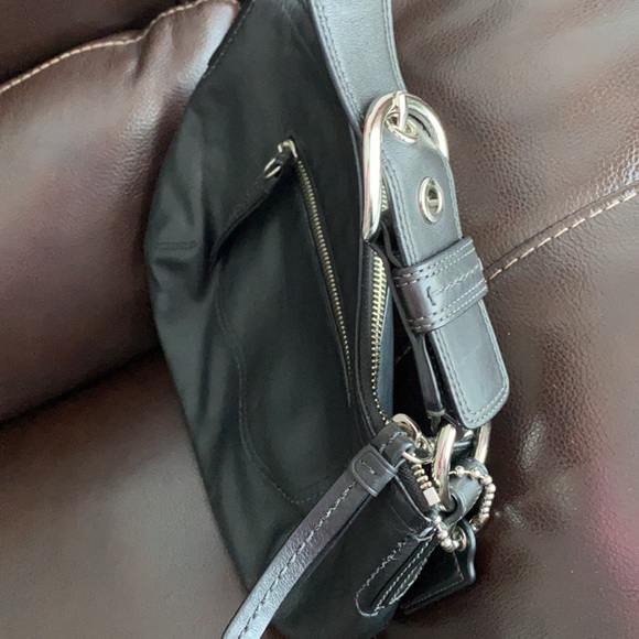 Coach small bag. - Picture 2 of 5